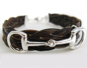 Gemosi-Blush-Horse-Hair-Bracelet2-510x400